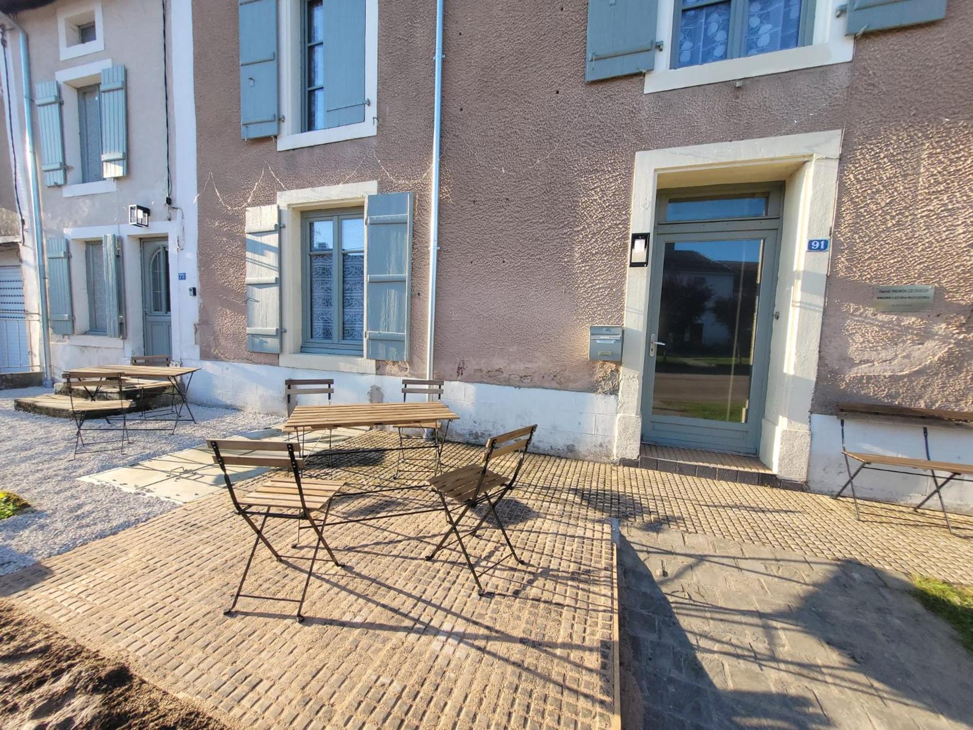 Gite Coeurdacier Monthureux-sur-Saone Exterior photo